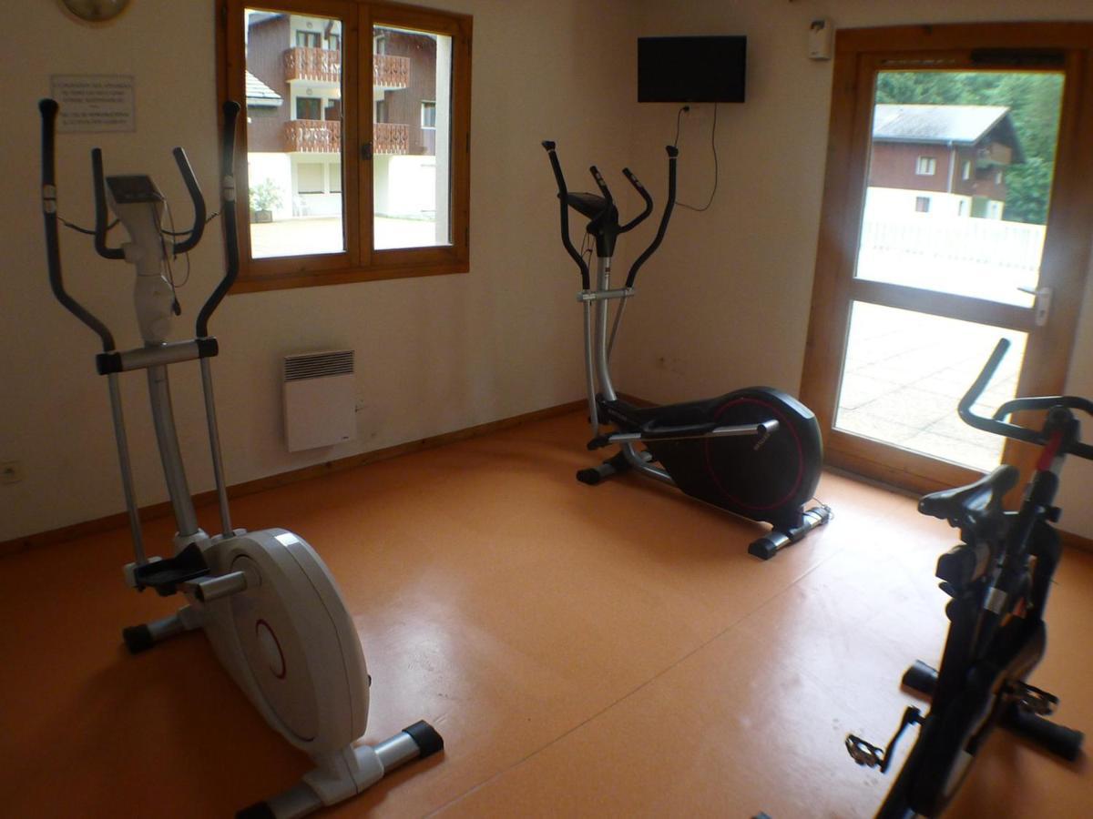 Appartement Cosy Avec Piscines, Parking Et Wifi A Samoens - Fr-1-629-32 Kültér fotó
