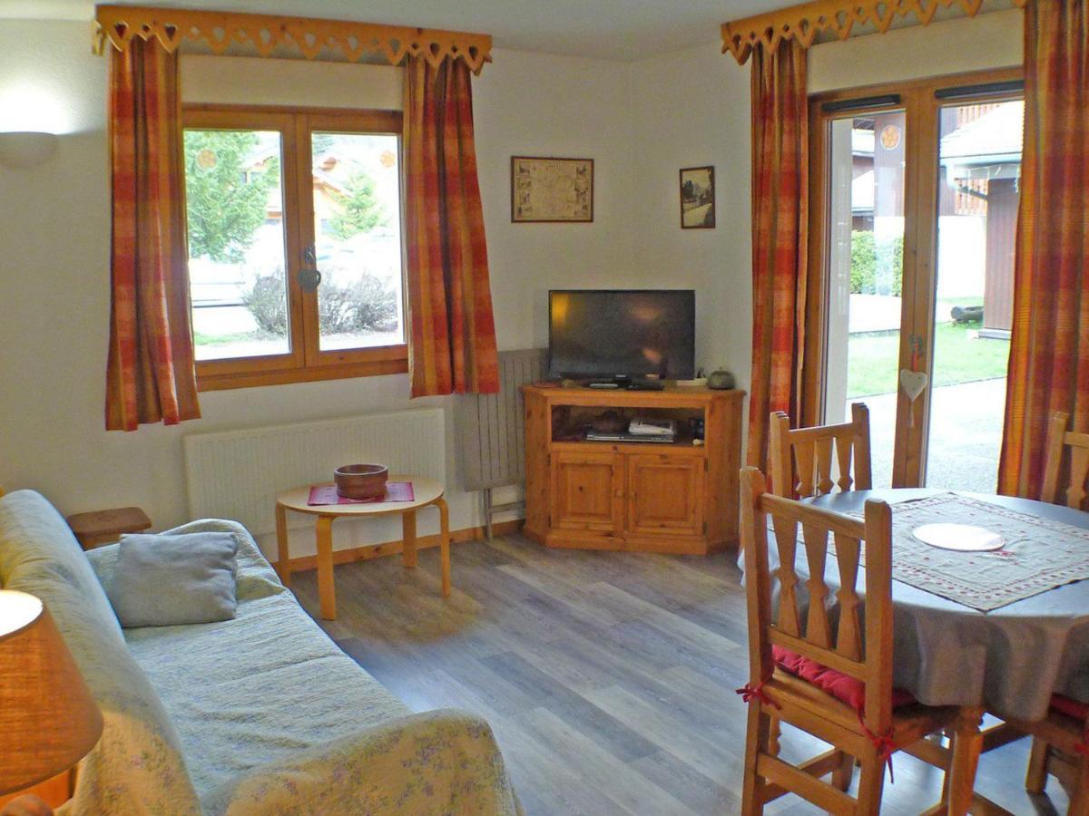 Appartement Cosy Avec Piscines, Parking Et Wifi A Samoens - Fr-1-629-32 Kültér fotó